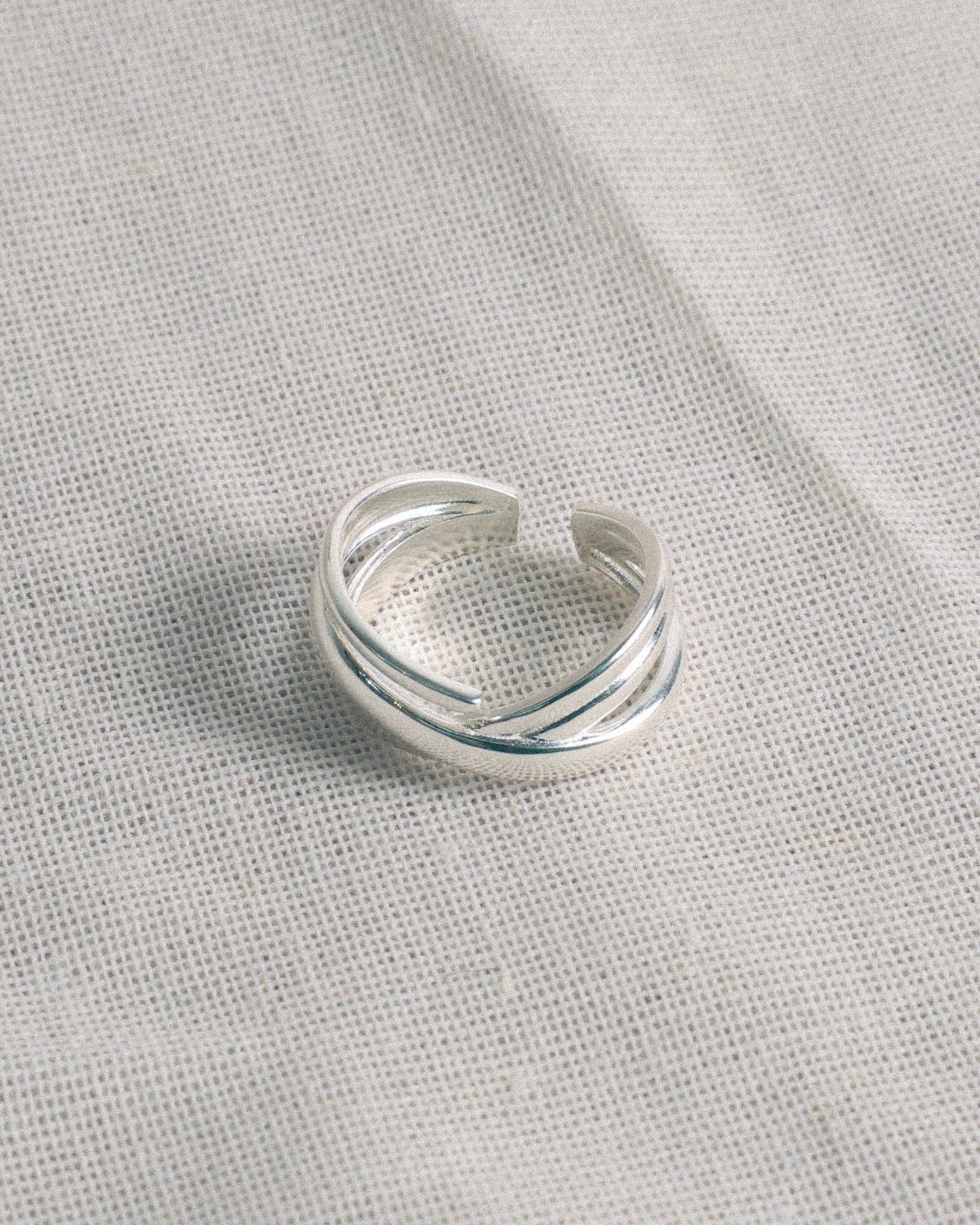 Ana Ring