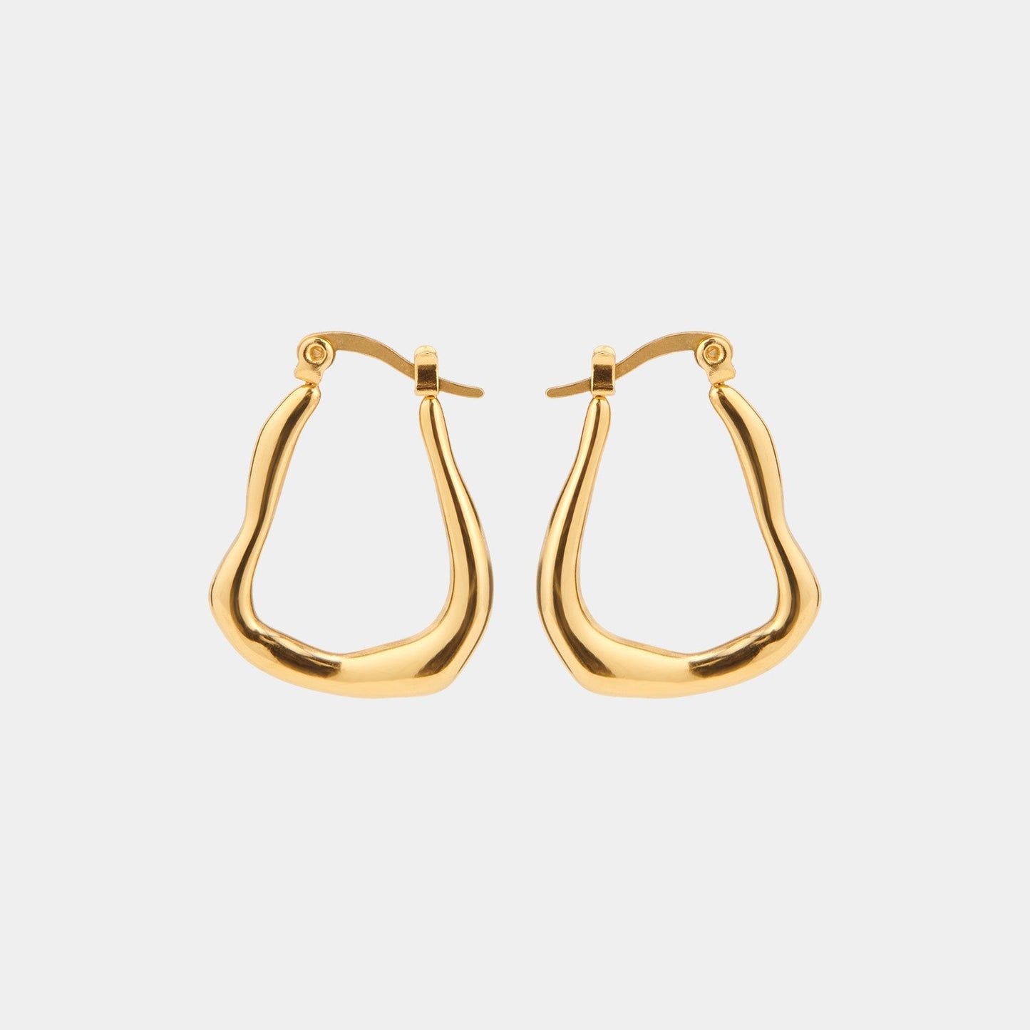 Dalia Hoops